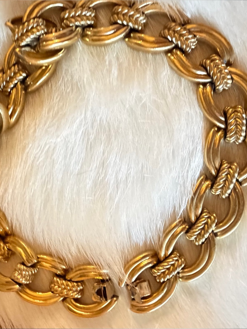 Vintage Ciner Heavy Gold Chain Necklace 20"